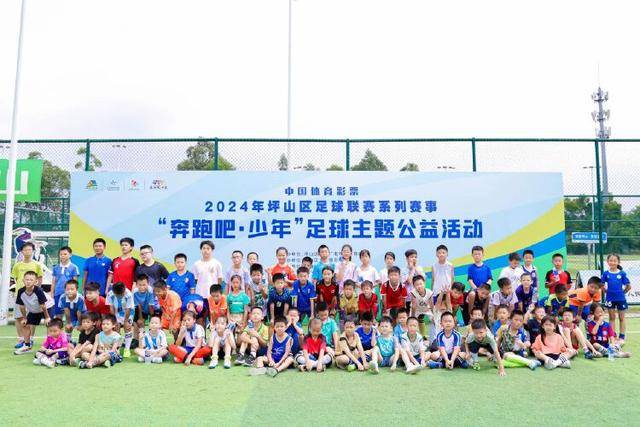 6月4日：中国男足选新加坡热身遭吐槽，女足同天约战俄罗斯，这差距真令人心里堵得慌